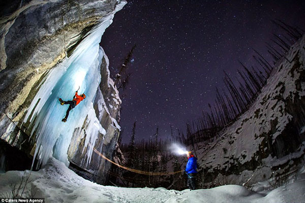 freeze waterfall 7